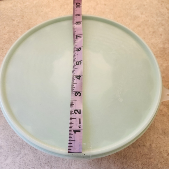 Vintage Tupperware Green Gelatin Mold, Great Used Condition - Picture 7 of 7